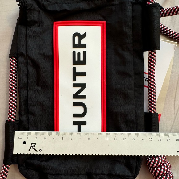 Hunter Travel Ripstop Phone Pouch - Picture 11 of 12